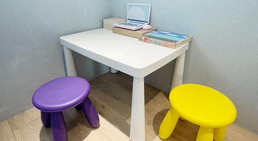 Image of Quad Room B 16