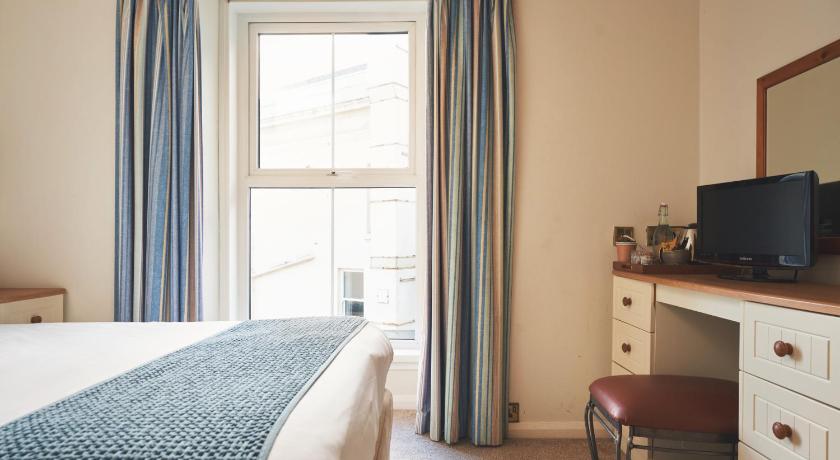 Image of Budget Double Room 4