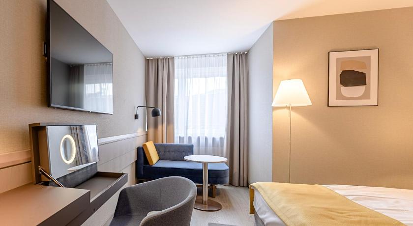 Image of Double Room 8