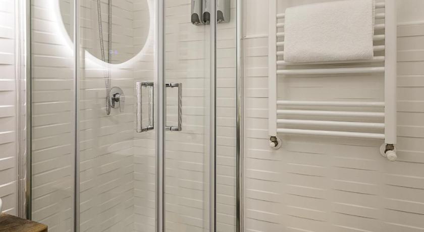 Image of Large Double Room 2