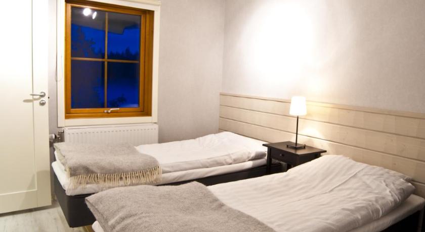 Pinetree Lodge photo