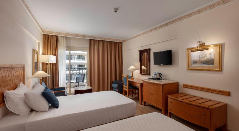 Image of Classic Room City View 4