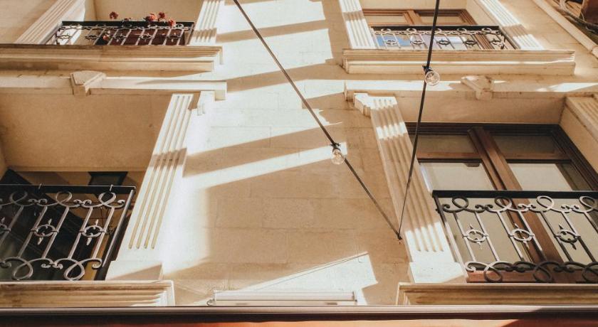 Nexthouse Pera Hotel - image 10