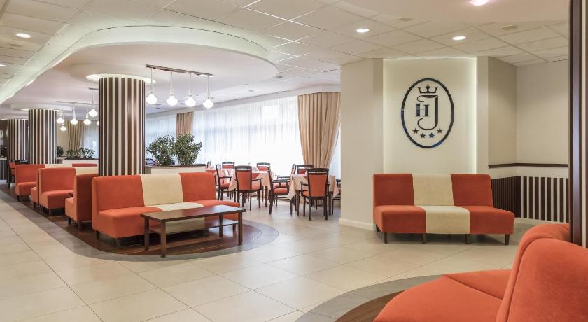Hotel Justyna photo