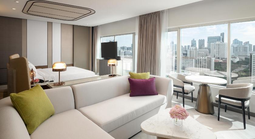 รูปของพรีเมียร์ สวีท (Premier Suite) 6