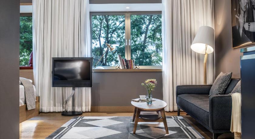 Image of Deluxe Double Room - Disability Access First Floor 4