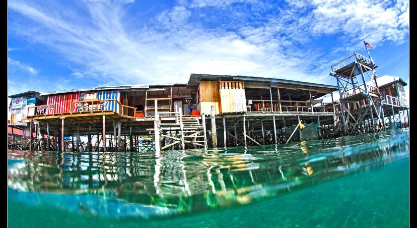 Spheredivers Scuba &amp; Leisure — Hotel in Semporna