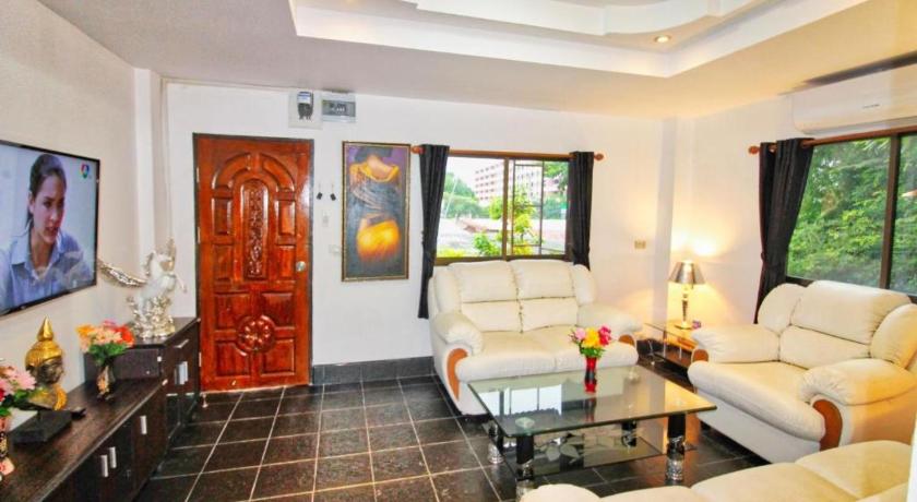 Image of One-Bedroom Apartment 5