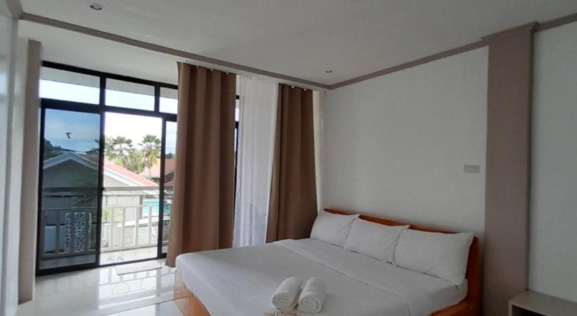 Francisco Resort - image 3