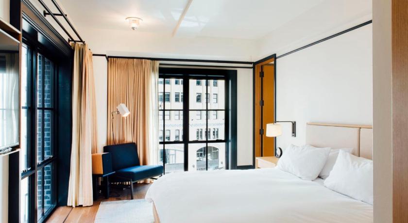 디트로이트 (MI) Shinola Hotel 4성급 숙소 수영장