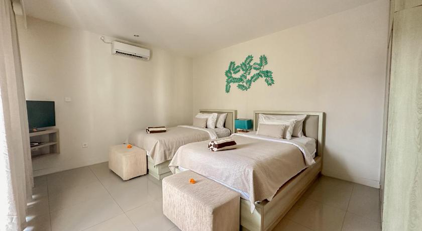 Image of Villa with Private Pool 10