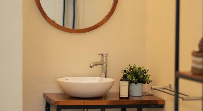 バリ Alba Inn Sanur by SooBali 3つ星 ホテル ロビー