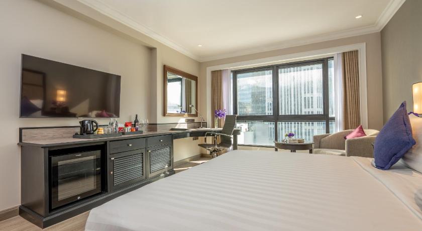 デラックス　スカイラインルーム (Deluxe Skyline Room)の画像 3