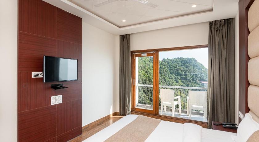 Shining hills by Lawrence Hotels - image 32