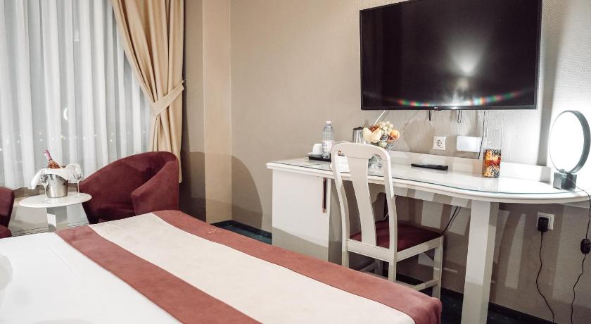 Imagine din Cameră business dublă (Business Double Room) 4