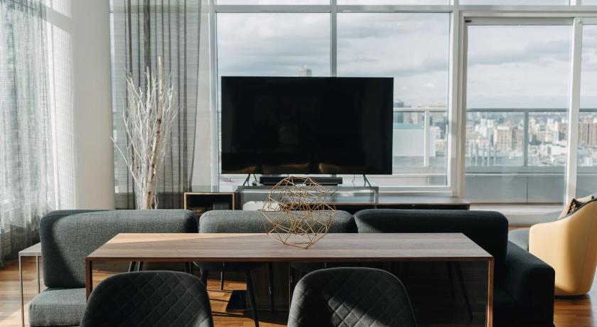 Image of Penthouse Suite 6