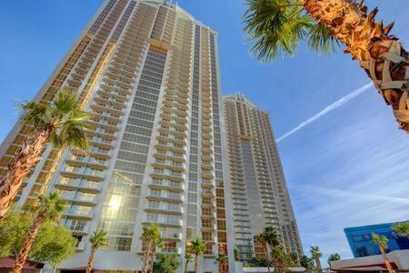 라스베이거스 / 라스베가스 (NV) MGM Signature-07-802 1Br 2Ba Balcony Suite 4성급 숙소 레스토랑