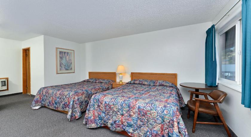 Rodeway Inn & Suites photo