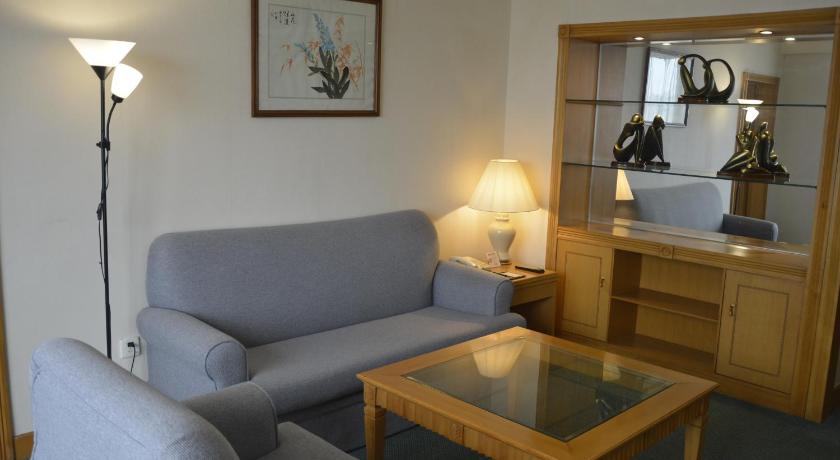 Image of Deluxe Suite Room 6