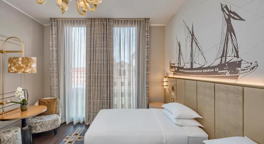 Image of Twin Molino Executive Room 5