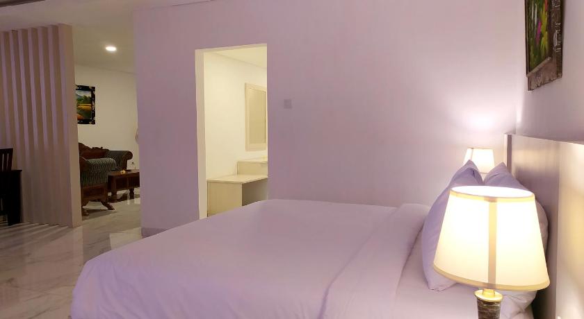 Image of Suite with Mountain View 7