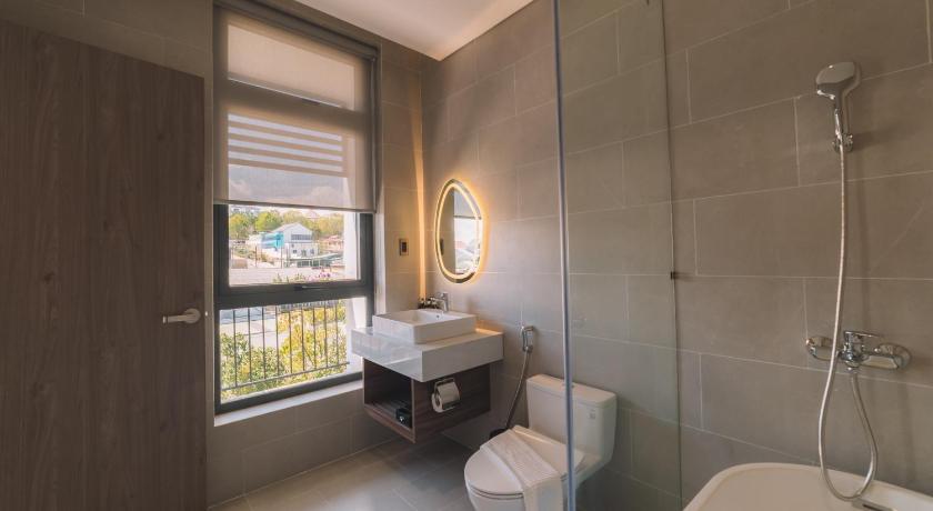 Image of Three Bedroom Apartment 11