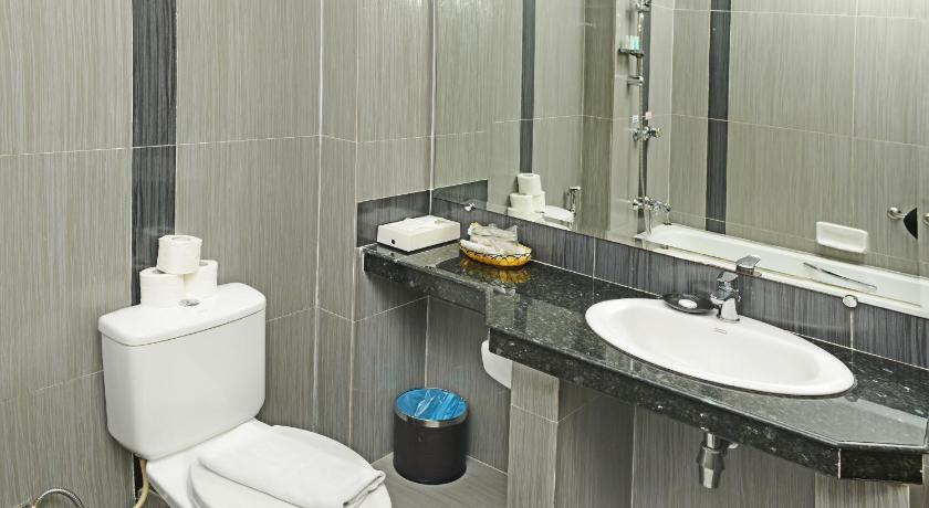 Image of Superior Room with View 11