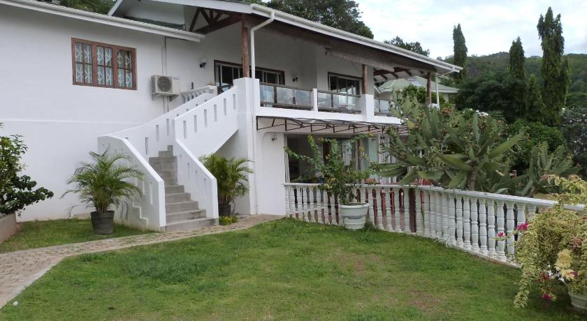 Sunset Bay Apartment photo