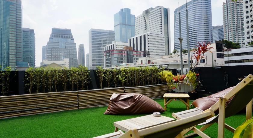 방콕 Silom Soi 3 Hash Apartment hip and funky with rooftop view 3성급 싱글룸 부대시설