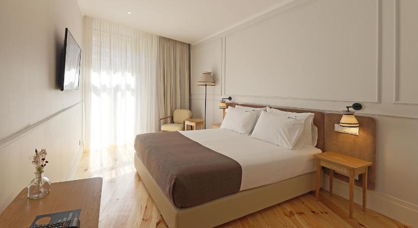 ポルト Memoria Porto FLH Hotels 4つ星 ホテル プール