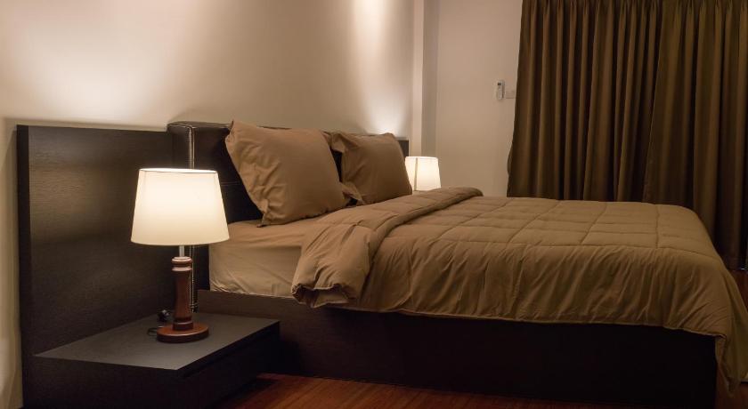 Hideaway Guest House And Bar photo