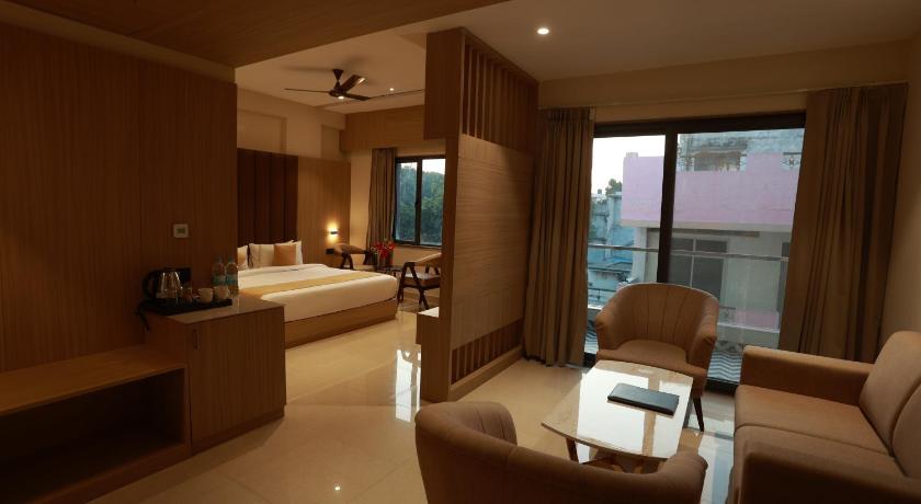 Hotel Taviral Regency - image 11