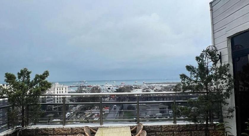 Marmara Place Old City Hotel - image 4