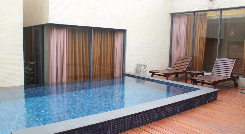 Image of Suite with Private Pool 4
