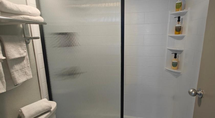 Image of Three-Bedroom Family Suite 4