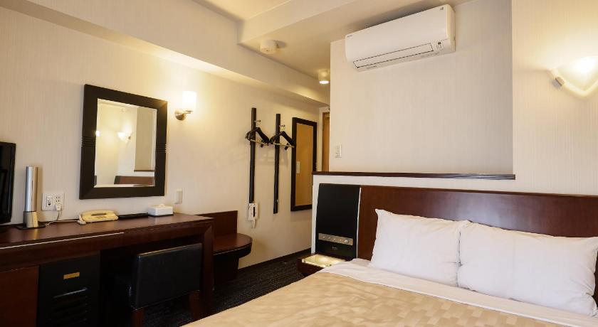 Image of Small Double Room 0