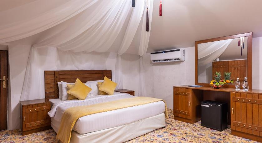 Image of Family Tent 7