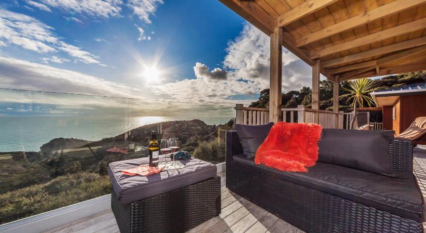 Romantic Piha — Hotel in Auckland
