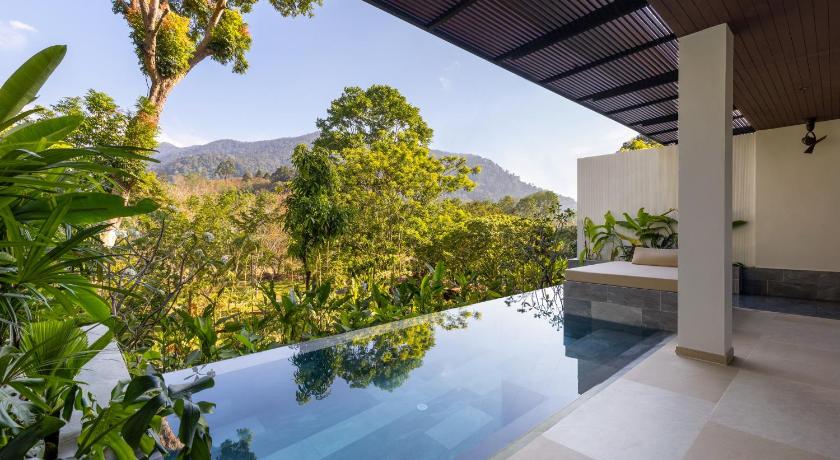 Image of Suite with Private Pool 5