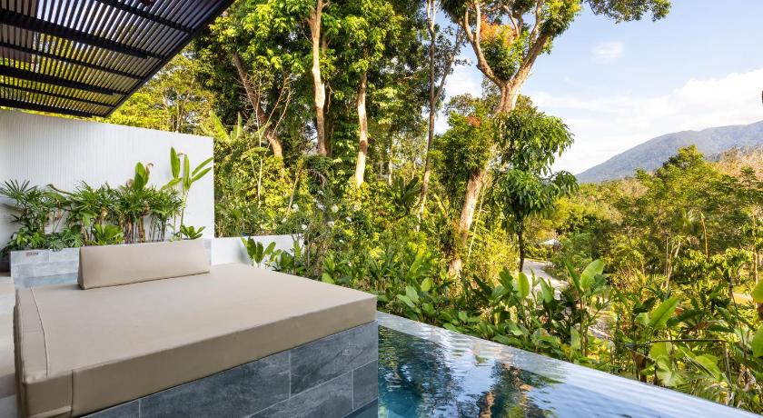 Image of Suite with Private Pool 9