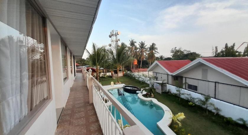 Francisco Resort - image 5