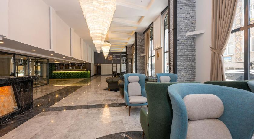 The Nirvanas Hotel - image 3