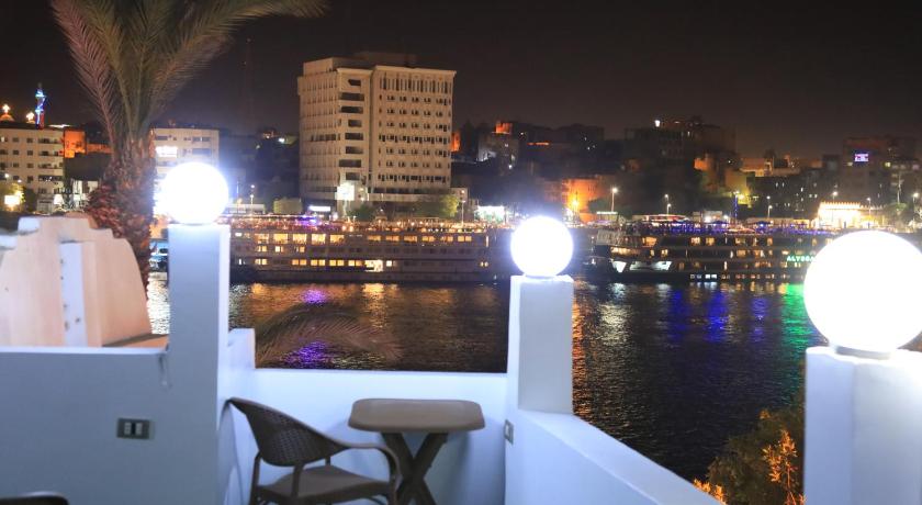 Crystala guest house - image 16