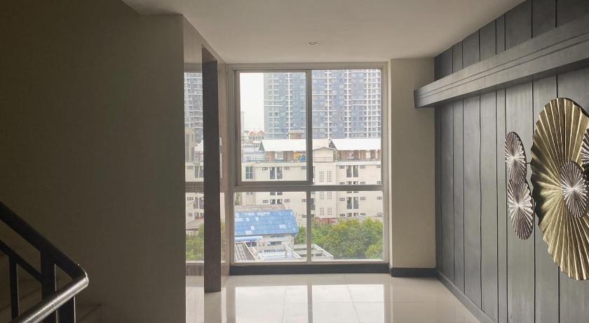 バンコク Leelawadee Huay Kwang 3つ星 ホテル 外観