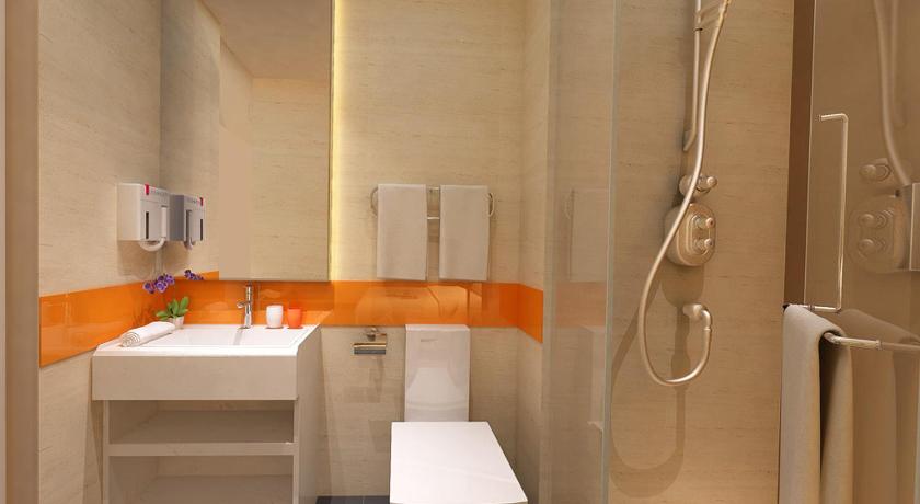 IU Hotel Tianjin Jinghai Shengli Street Branch photo