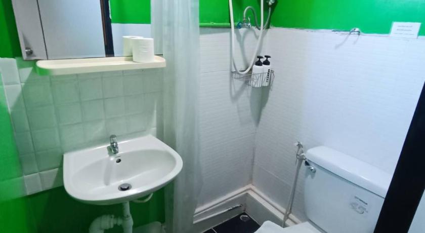 Image of Standard Double or Twin 16