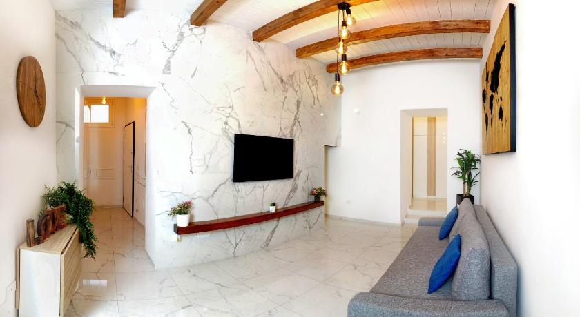 extra luxury apartment salerno center
