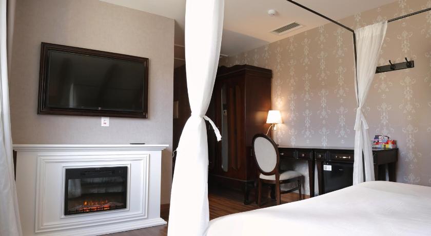 Image of Suite 3