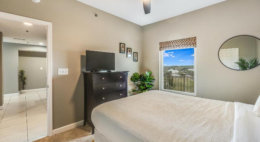 Image of Two-Bedroom Apartment 403W 6