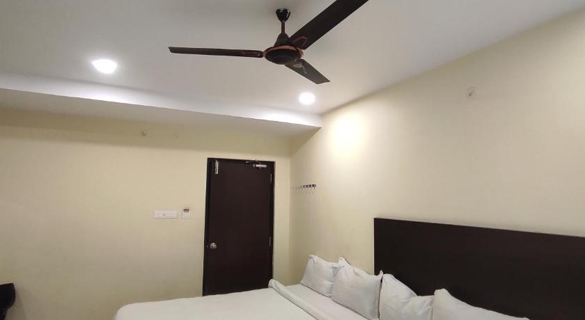 Hotel Arvind Stay Vizag Beach – Visakhapatnam, WI